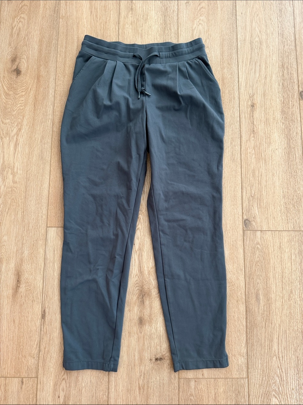 Mondetta Women's Charcoal Drawstring Track Pants